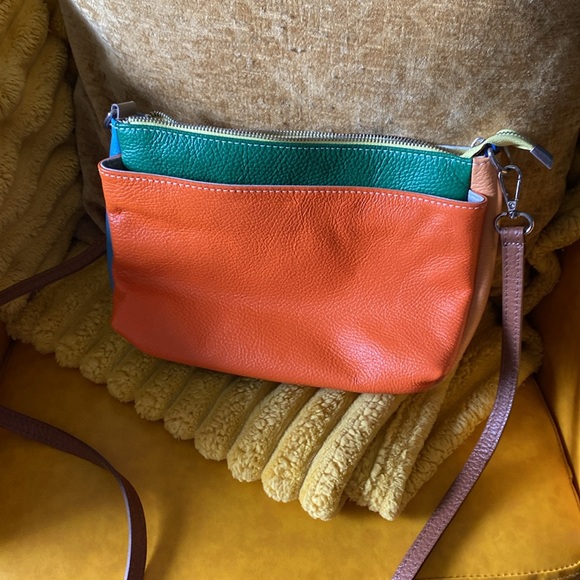 Silvano Borgatti color block crossbody bag! - Picture 2 of 4